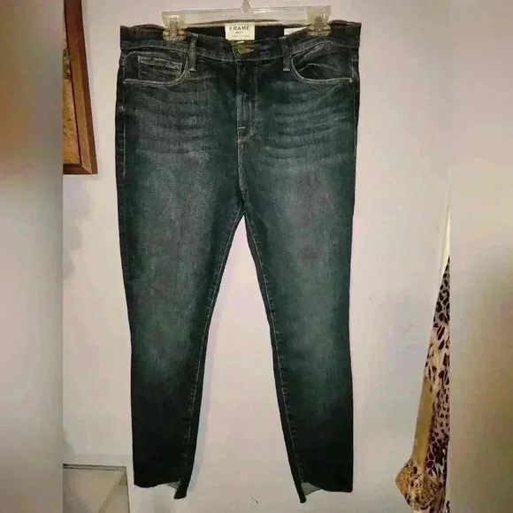 Frame  le skinny  Jeanne jeans - Picture 1 of 7